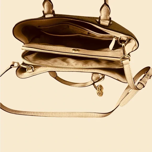 MICHAEL Michael Kors authentic purse from 2019. Brown with light pink straps. - Picture 2 of 5